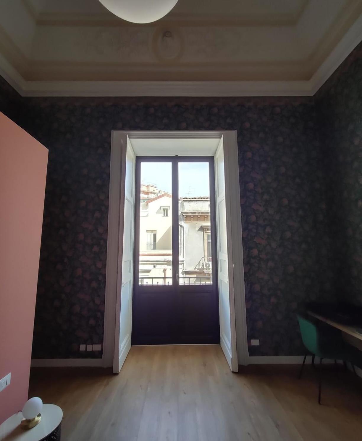 Hibiscus - Etnea Rooms Катания Экстерьер фото