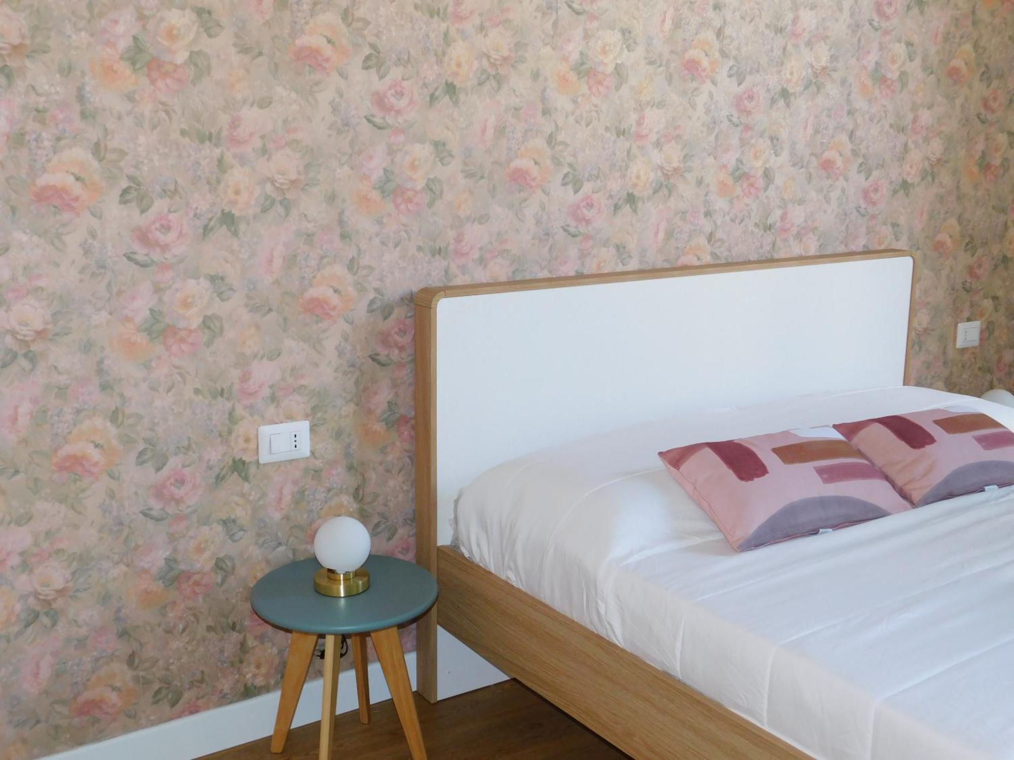 Hibiscus - Etnea Rooms Катания Экстерьер фото