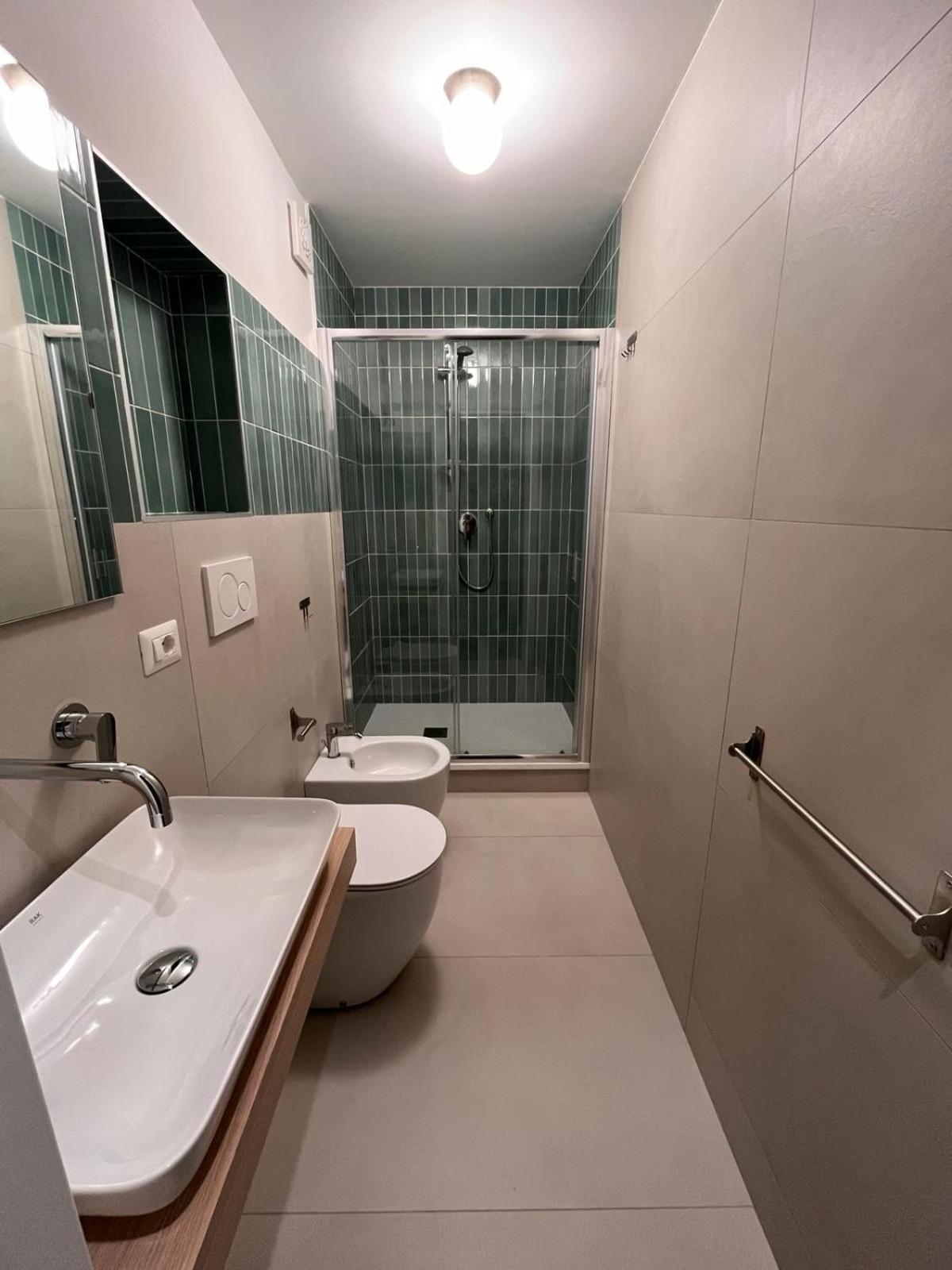 Hibiscus - Etnea Rooms Катания Экстерьер фото